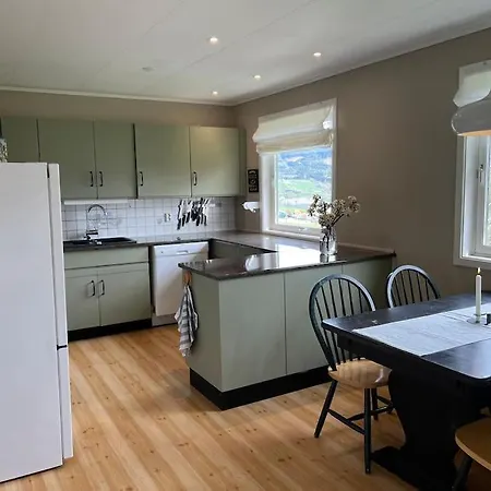 Vollan Gard I Vakre Rodven! Holiday home