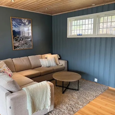 Holiday home Vollan Gard I Vakre Rodven!